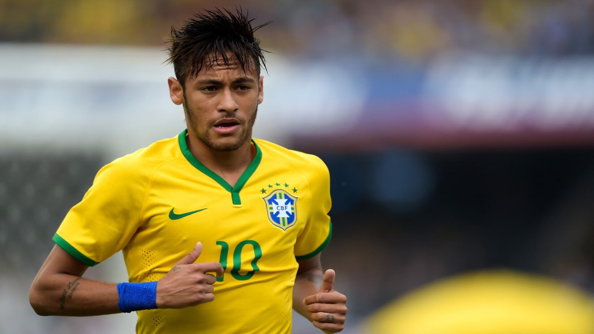 曼城领袖球星展现出色,主场轻松取胜,曼城大牌球星