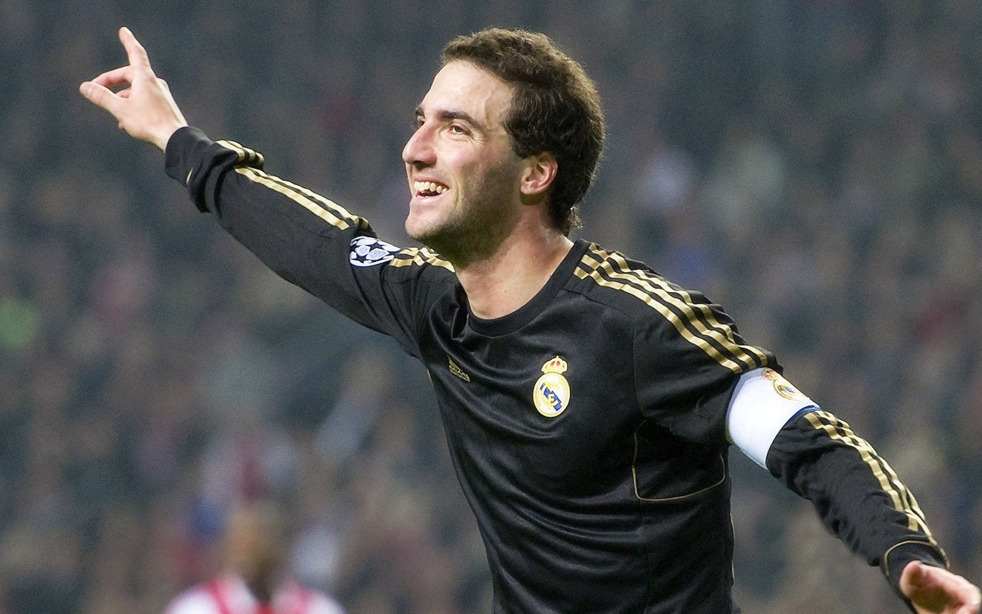 法兰克福战胜对手,继续保持优势,法兰克福战胜对手,继续保持优势的原因