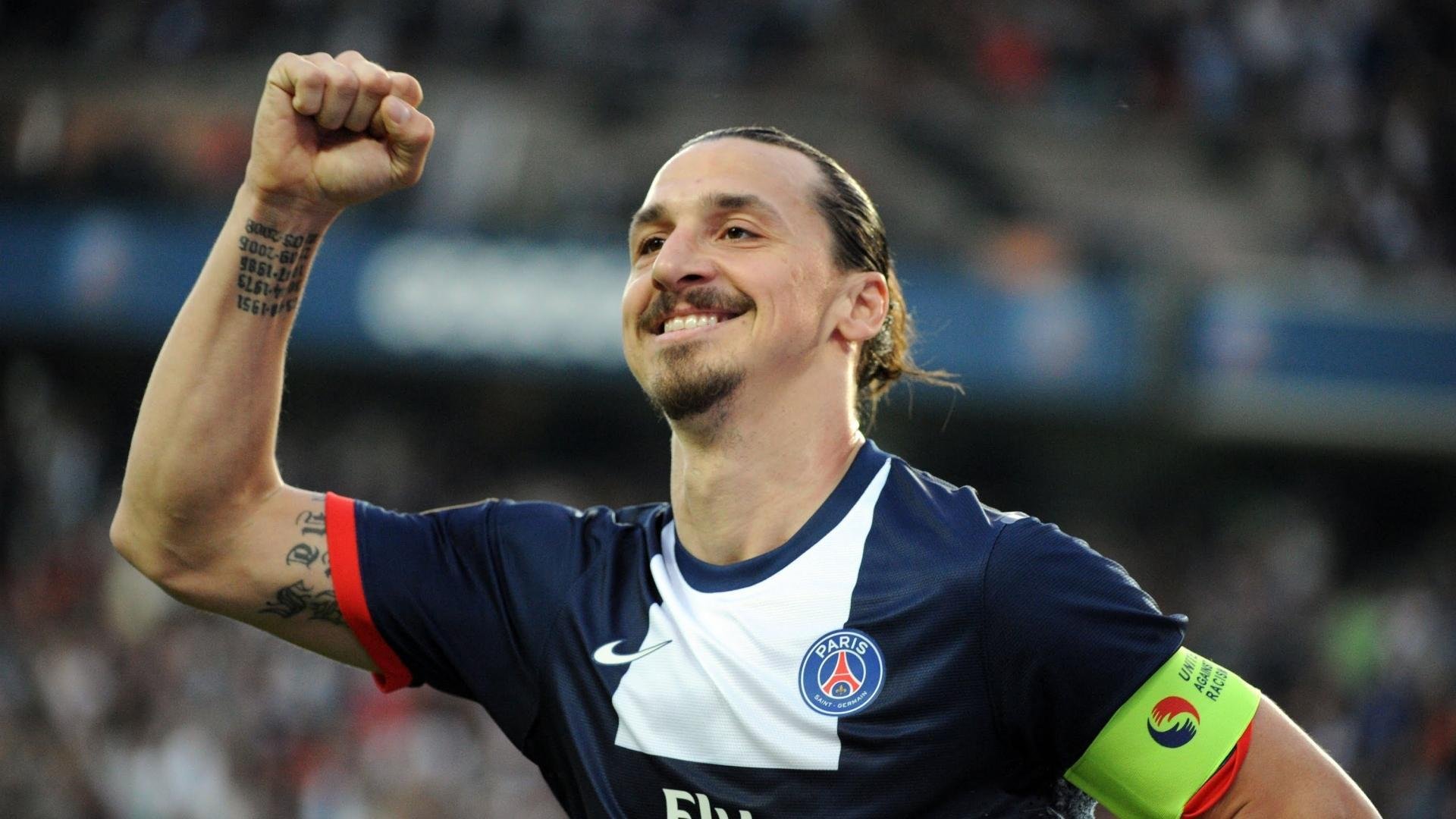 开云体育入口-阿森纳-轻取莱斯特城，奥巴梅扬破门进球，英超_阿森纳3-1维拉 奥巴梅扬传射